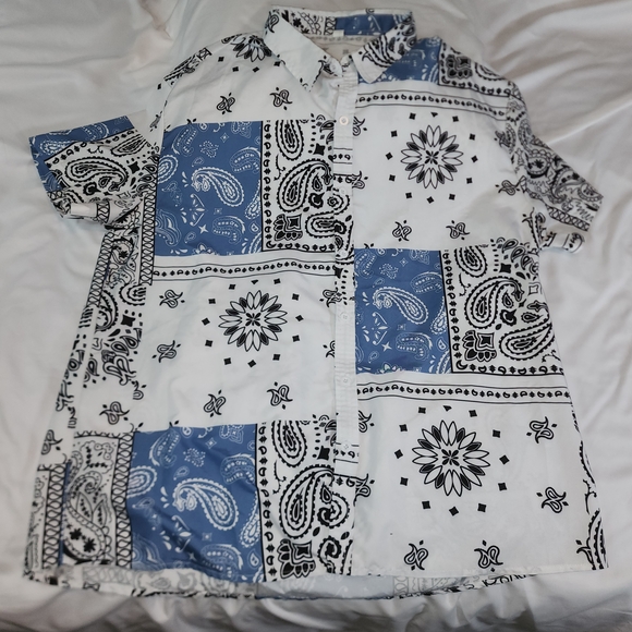 Blue and White Button Down Shirt with Paisley Print Size XXL - Picture 1 of 6